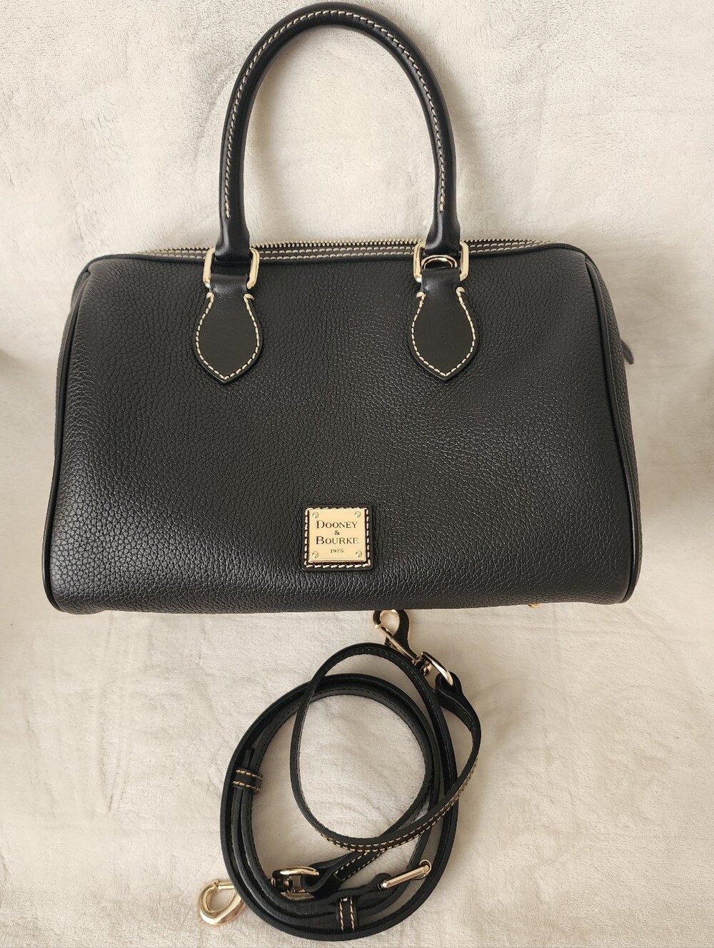 Dooney & Bourke Black Pebble Grain Satchel - Picture 2 of 6